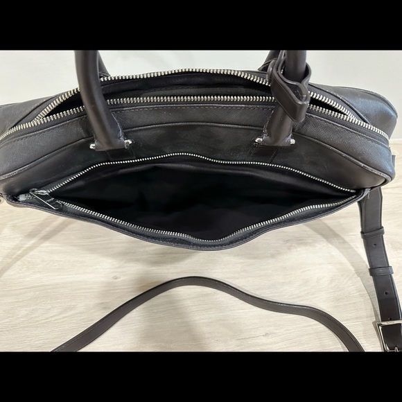 Coach Men - Dark Brown Leather Work Messenger Bag (like Prada Saffiano leather) - Picture 5 of 6